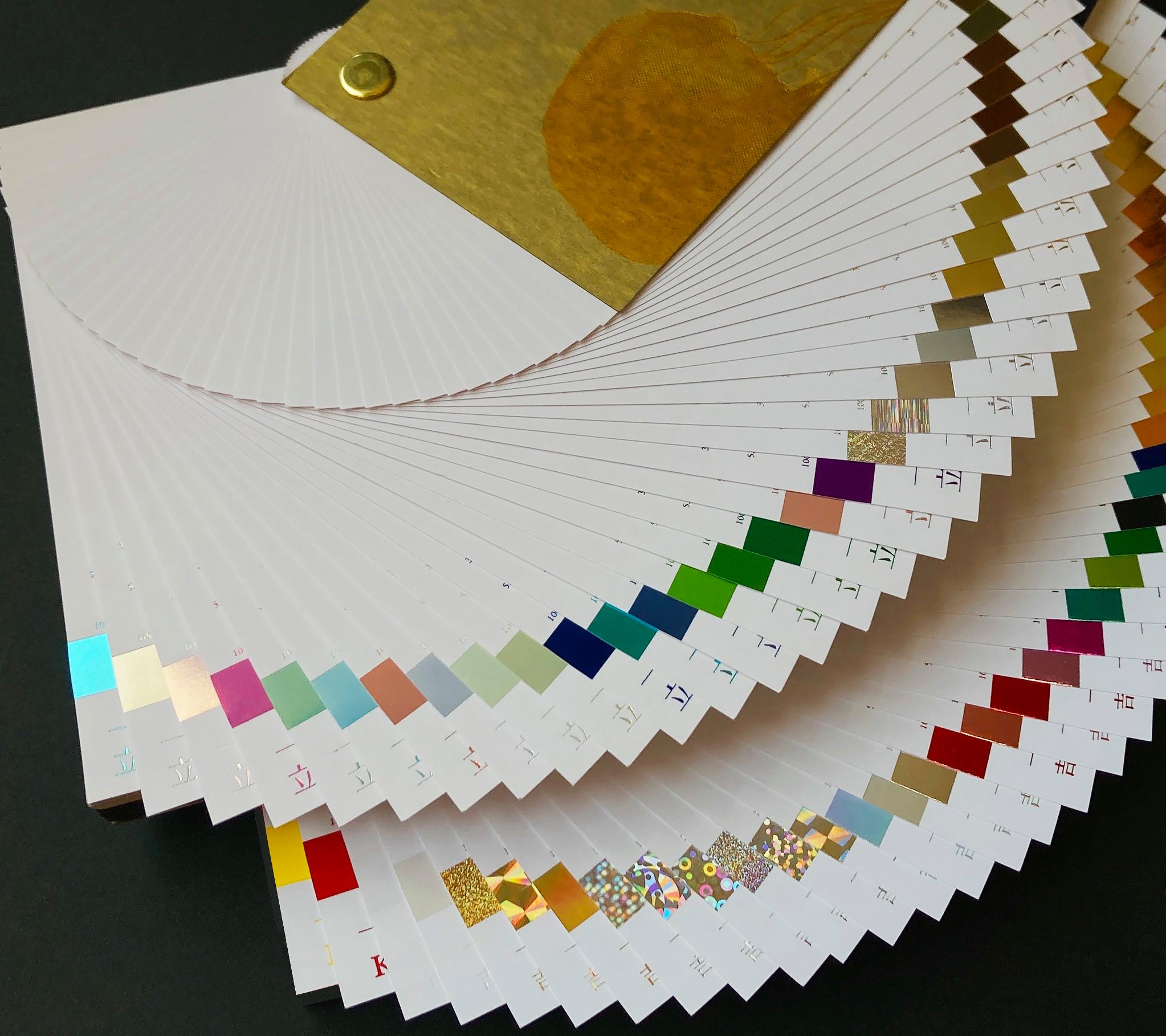 設計師合作燙金作品 designer collaboration foil art 1